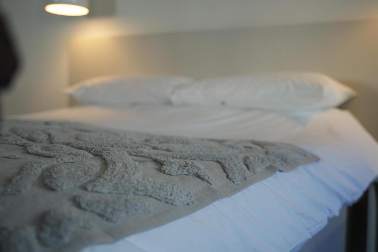 Gorgeous Comfortable Apartment On The High Street Merthyr Tydfil Zewnętrze zdjęcie